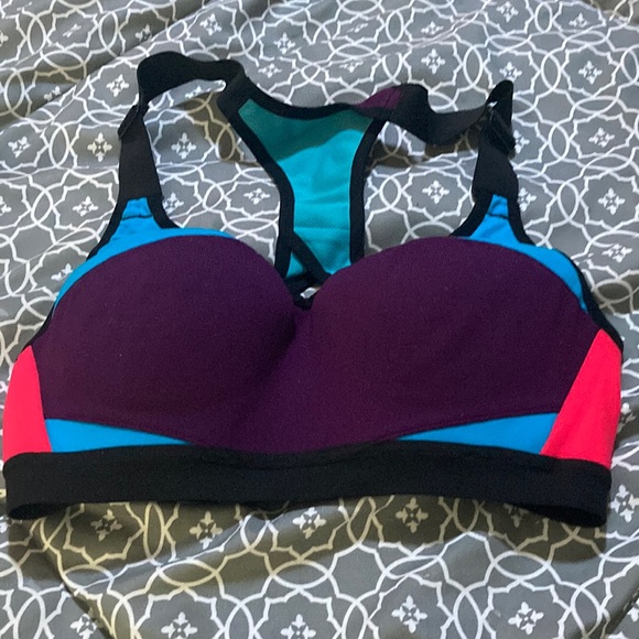 Victoria secret sports bra 💜 - Picture 4 of 11